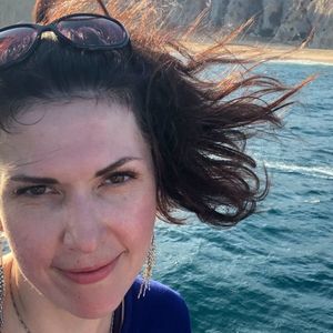 Meet your Posher, Lydia